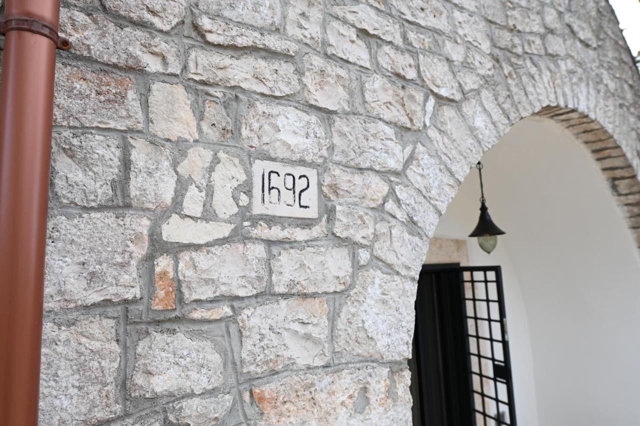 Casale Sette Volte Bed and Breakfast Monopoli Exteriör bild